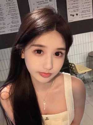 李薇佳