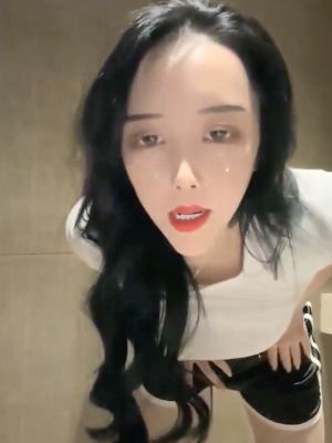 淫荡呻吟