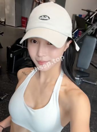 曲线性感身材