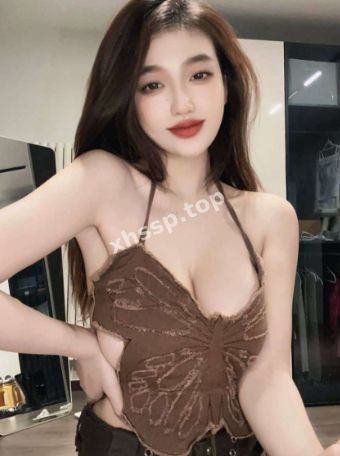 巨乳大长腿
