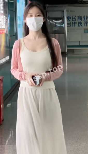 清纯外表