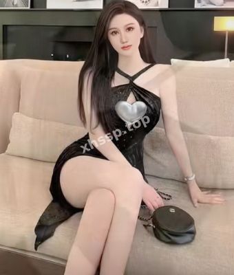 靠美色攻陷金主