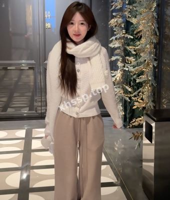 汽车女销售